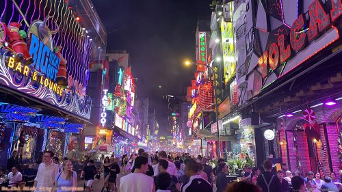 Asia 2025 26 046 HC